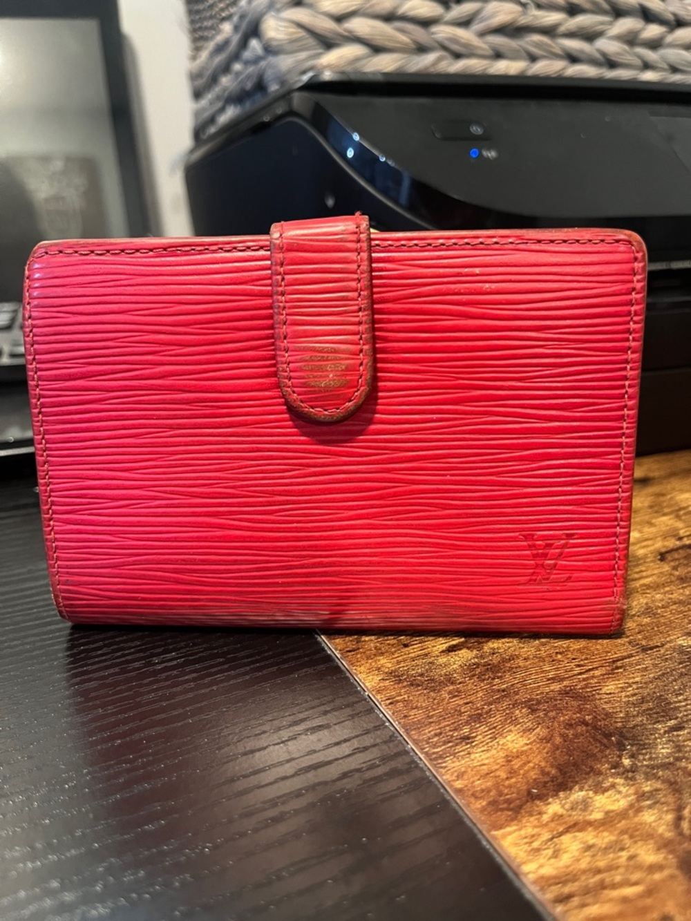 Louis Vuitton Epi Leather Portefeuille Viennois Wallet Red
